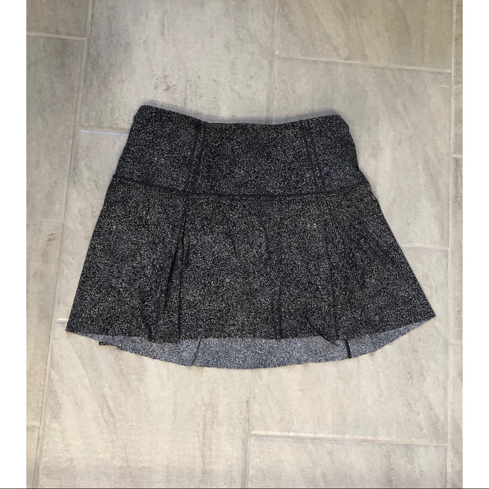 Lululemon Skort Size 4 Tall